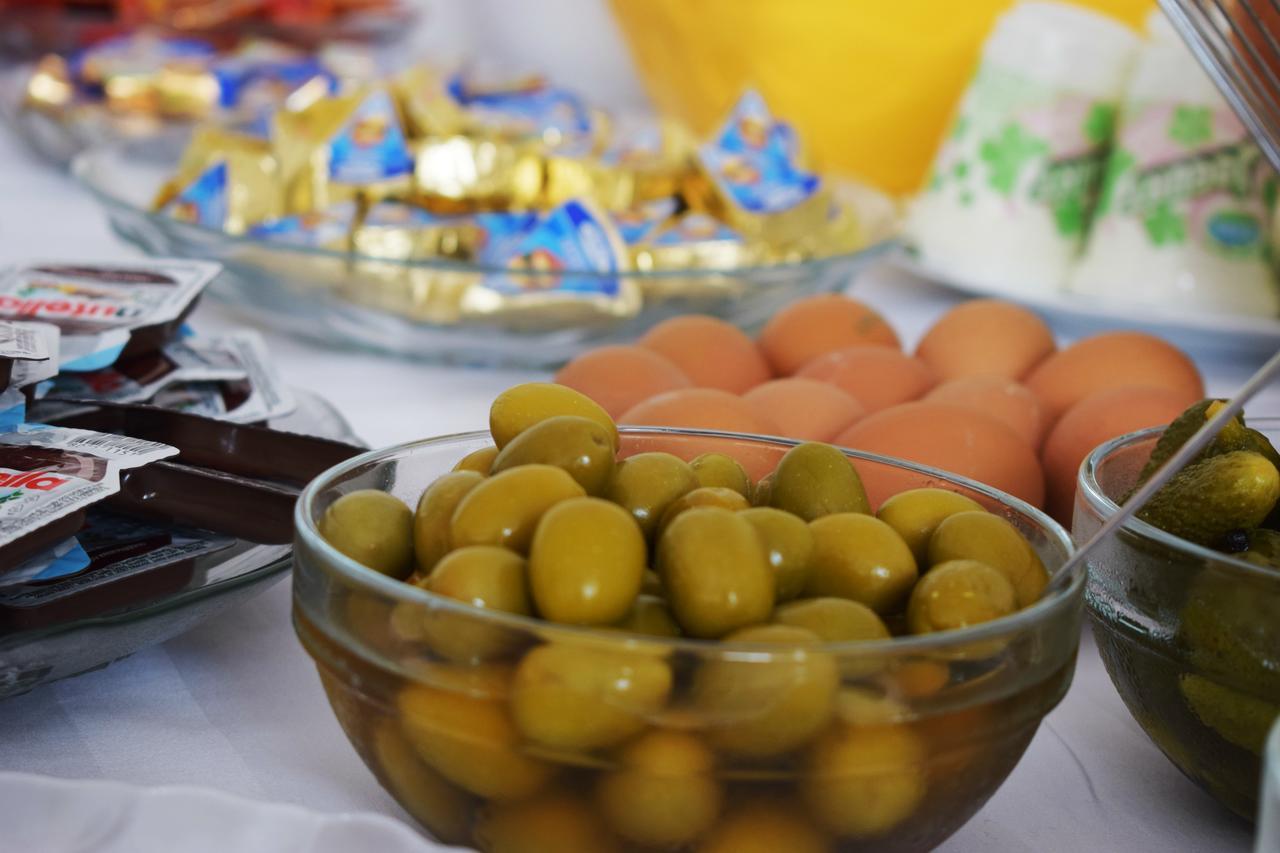 Pansion Kipovi Bed & Breakfast Tuzla Bagian luar foto